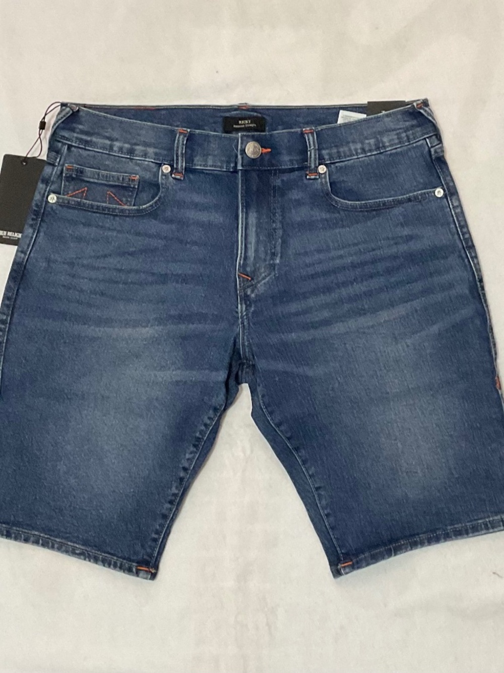 True religion RICKY Short .